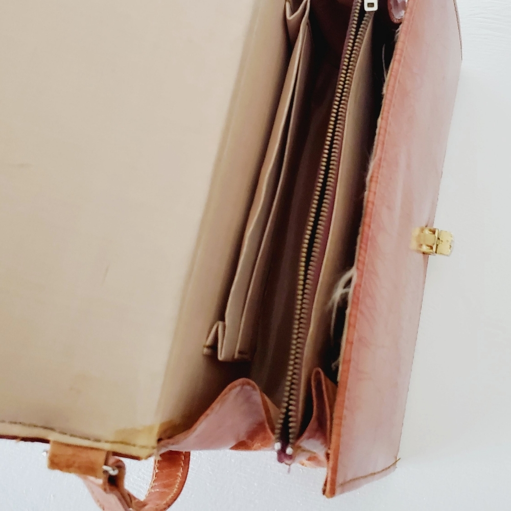 Vintage | Painted Scene Leather Bag - Picture 14 of 15